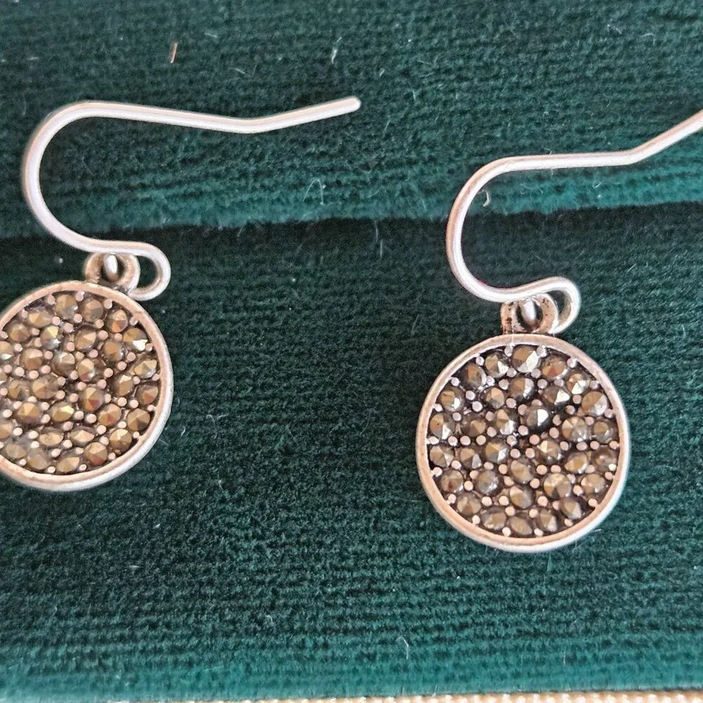 Kenneth Cole Earrings - Picture 6 of 8